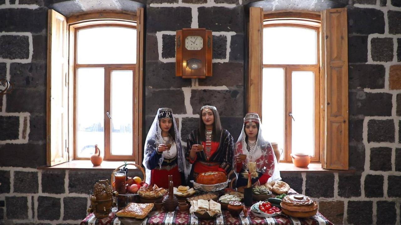 Guesthouse Emma Gyumri Exterior photo